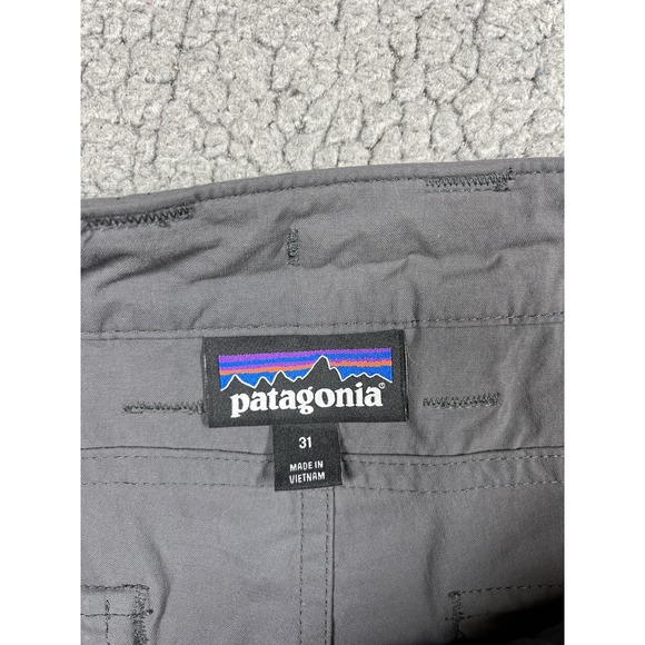 Patagonia Shorts Mens 31 Gray Nylon Stretch Hiking Travel Drawstring Zip Pocket - Picture 8 of 15